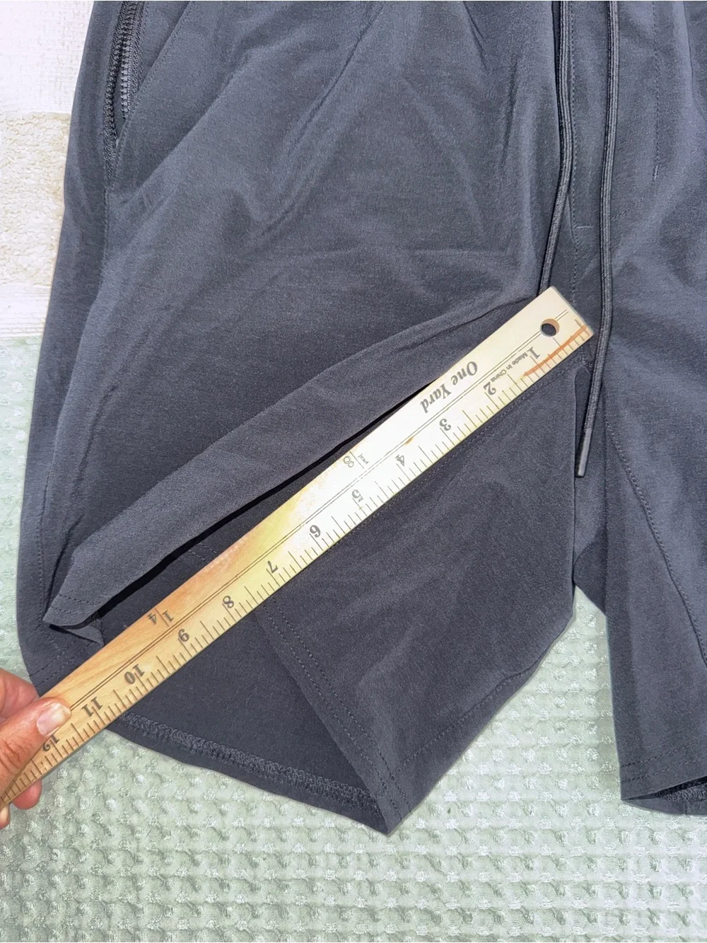 NWOT Vuori Elevate Kore shorts size M